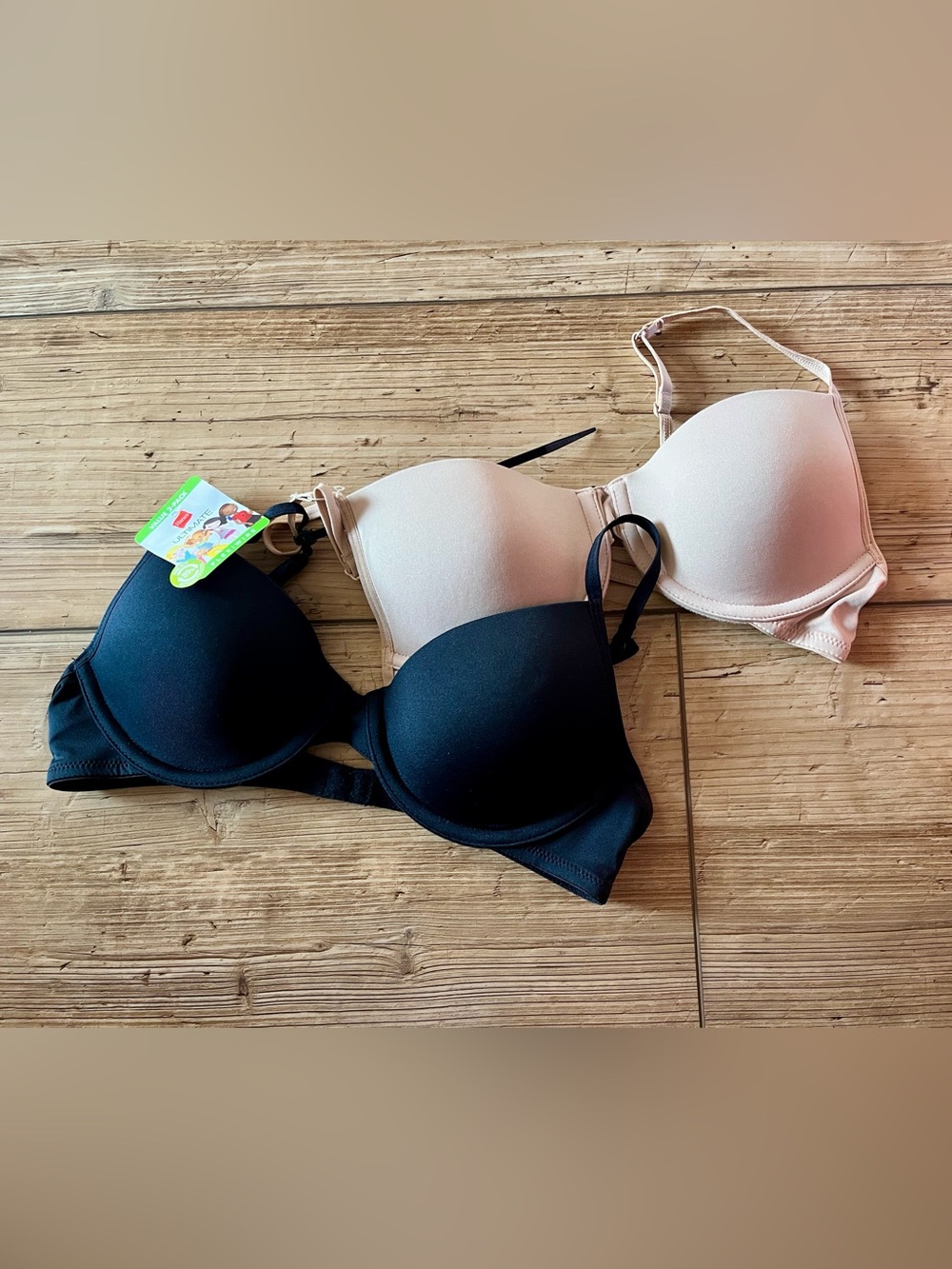 Hanes Ultimate Flexwire Convertible Bra 2-Pack
